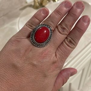 Womens vintage stone ring in red